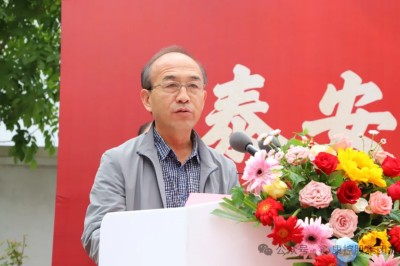 金秋十月迎重陽(yáng) 老有所養(yǎng)在弘康---心康控股集團(tuán)隆重舉行泰安市弘康頤養(yǎng)中心開業(yè)暨山東女子學(xué)院示范實(shí)踐培訓(xùn)基地揭牌儀式